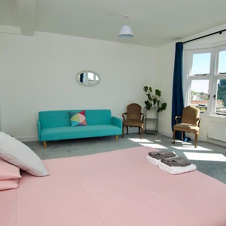 Apartamento Beautiful Large 3-Bed Coastal Flat With Parking. Frinton-on-Sea Exterior foto