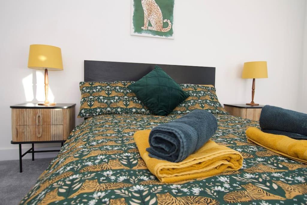 Apartamento Beautiful Large 3-Bed Coastal Flat With Parking. Frinton-on-Sea Exterior foto