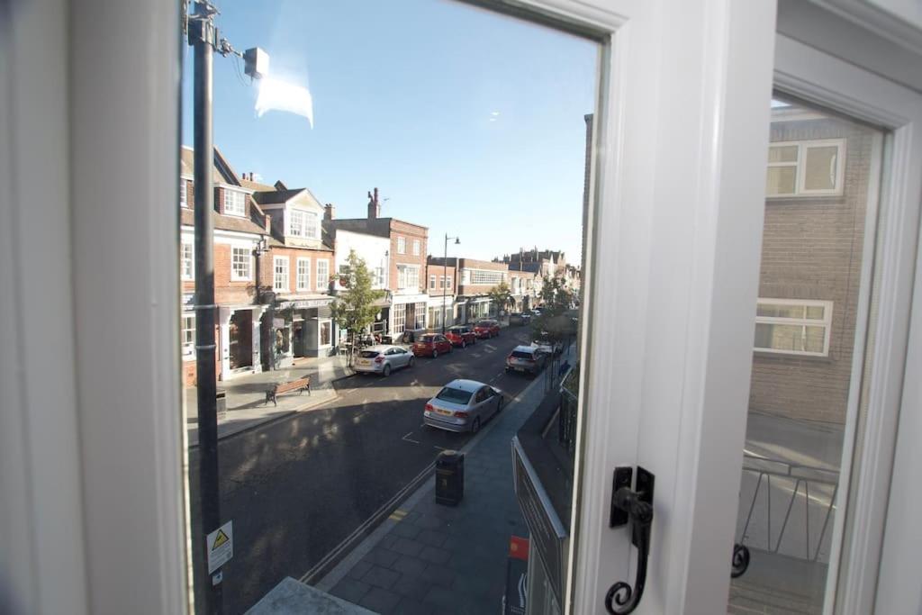 Apartamento Beautiful Large 3-Bed Coastal Flat With Parking. Frinton-on-Sea Exterior foto