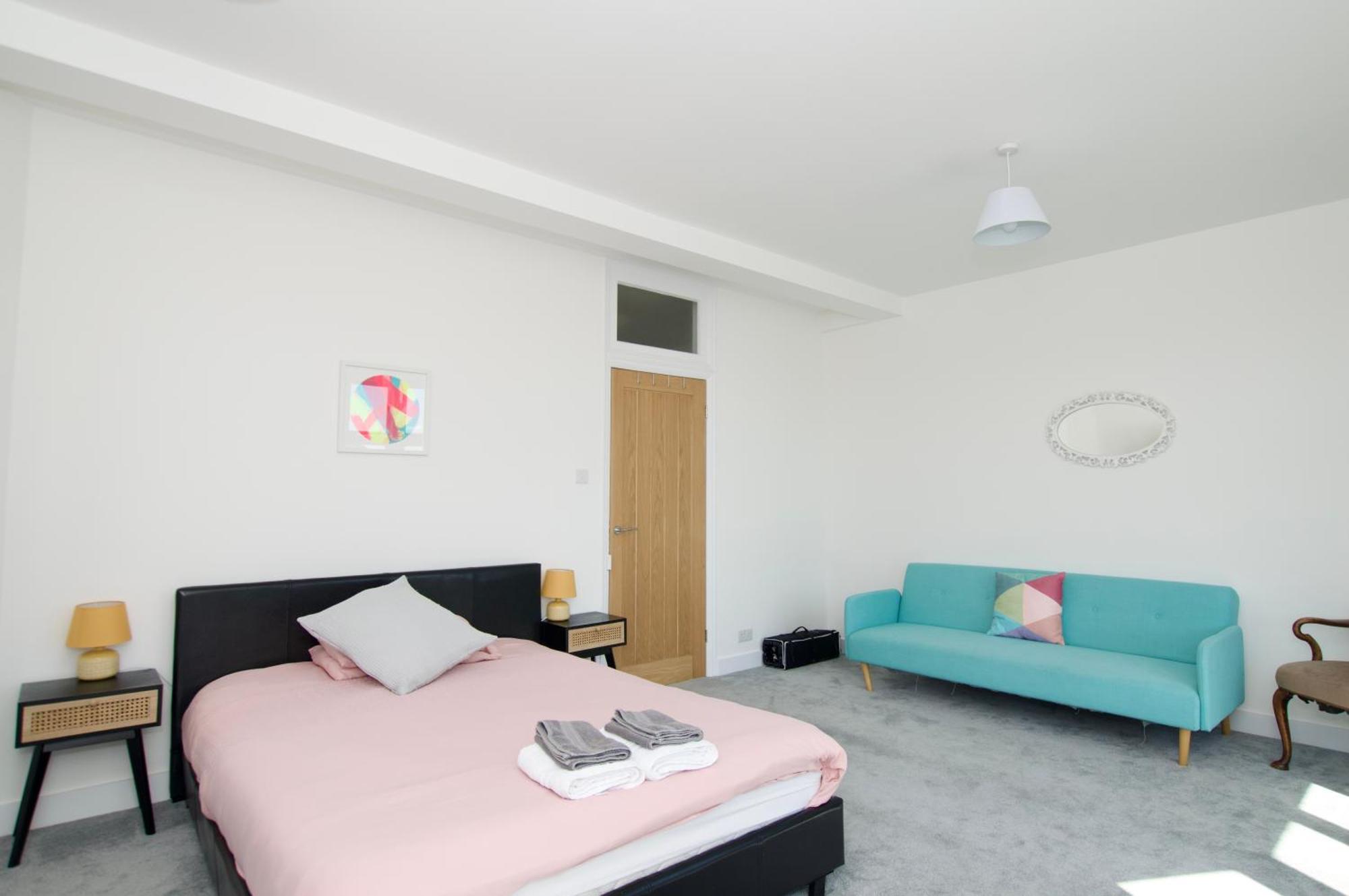 Apartamento Beautiful Large 3-Bed Coastal Flat With Parking. Frinton-on-Sea Exterior foto