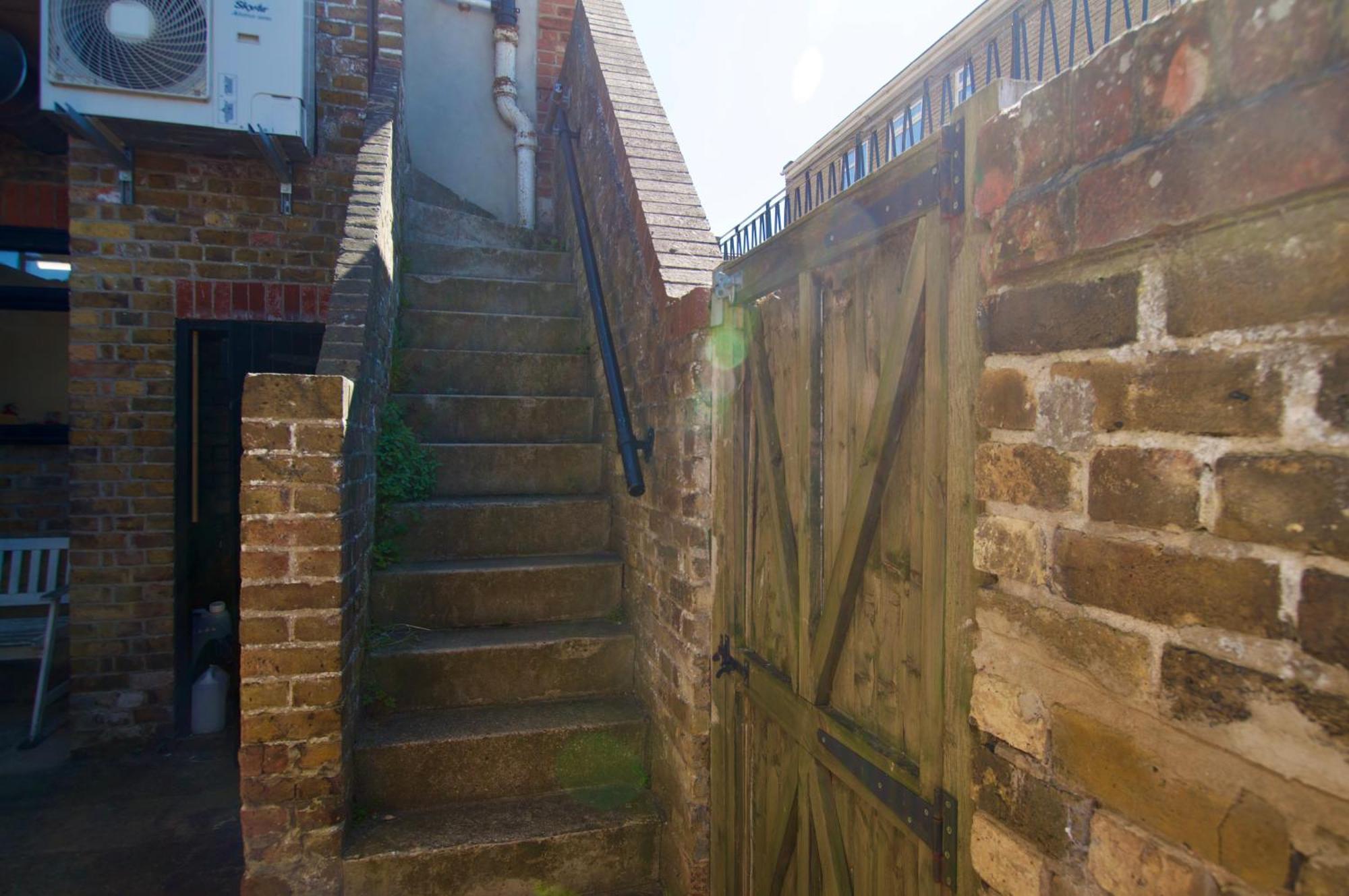 Apartamento Beautiful Large 3-Bed Coastal Flat With Parking. Frinton-on-Sea Exterior foto